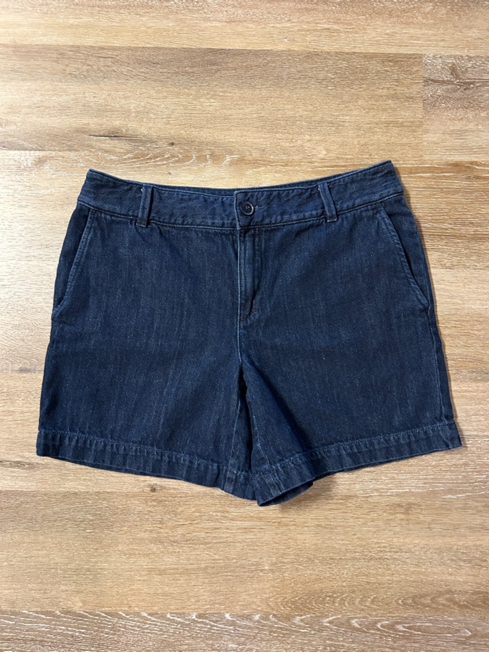 LOFT Dark Denim Shorts Women's Size 6